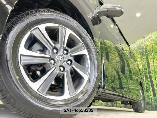 Toyota VOXY 2019-09 331803-14