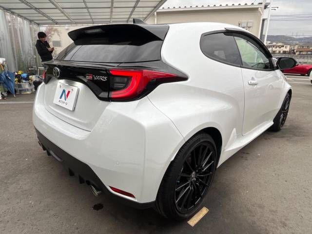 Toyota YARIS 2021-05 195133-17