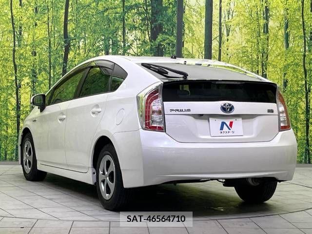 Toyota PRIUS 2013-11 322151-17