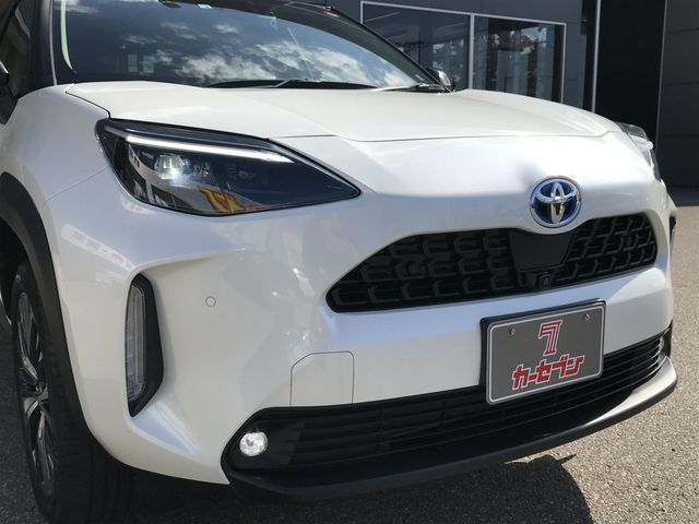 Toyota YARIS CROSS 2022-03 10080-25