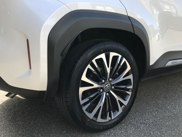Toyota YARIS CROSS 2022-03 10080-27