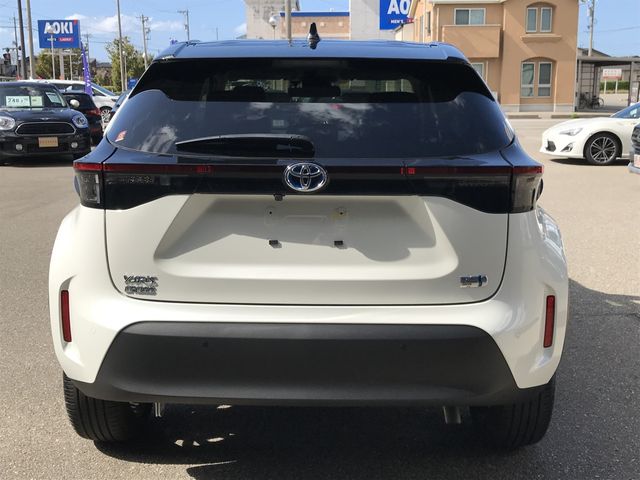 Toyota YARIS CROSS 2022-03 10080-7