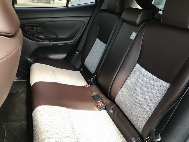 Toyota YARIS CROSS 2022-03 10080-15