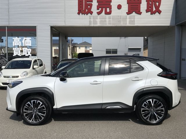 Toyota YARIS CROSS 2022-03 10080-8