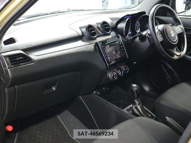 Suzuki SWIFT 2017-09 220067-13