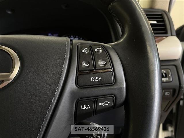 Lexus LS 2013-09 388226-28