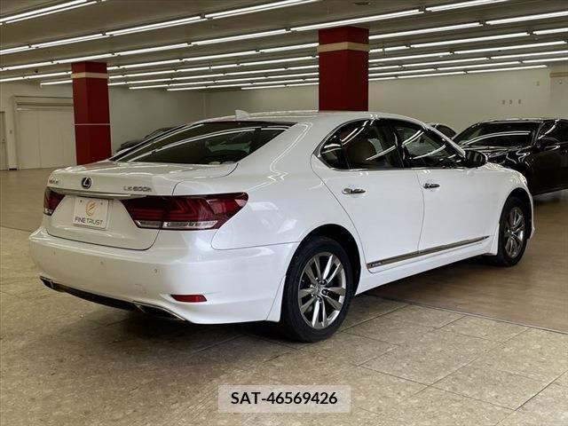 Lexus LS 2013-09 388226-4