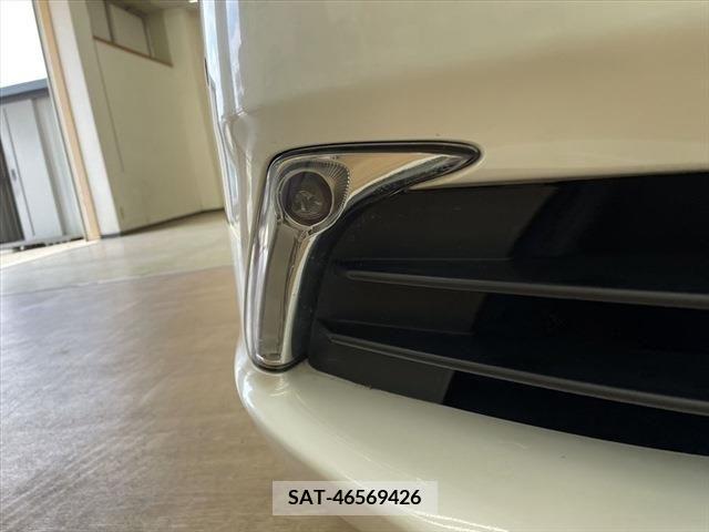 Lexus LS 2013-09 388226-11