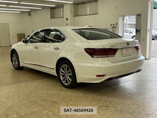 Lexus LS 2013-09 388226-6