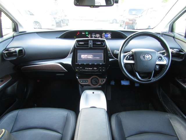 Toyota PRIUS 2016-04 196495-15