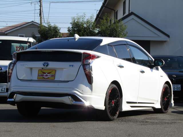 Toyota PRIUS 2016-04 196495-6