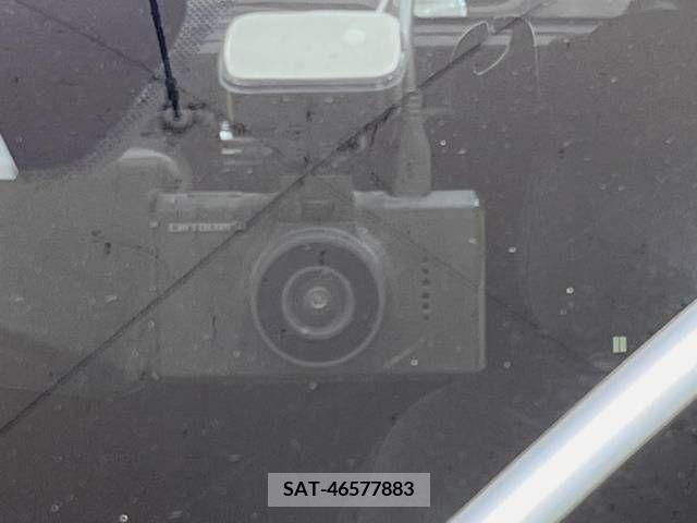 Nissan NOTE 2017-01 365333-6