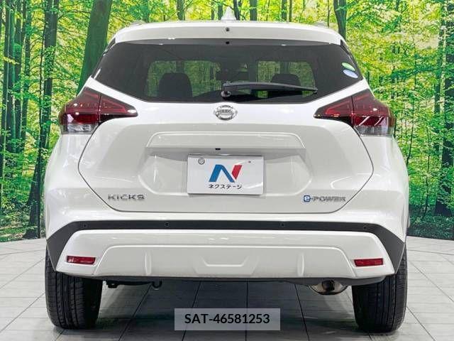 Nissan KICKS 2021-05 274126-15