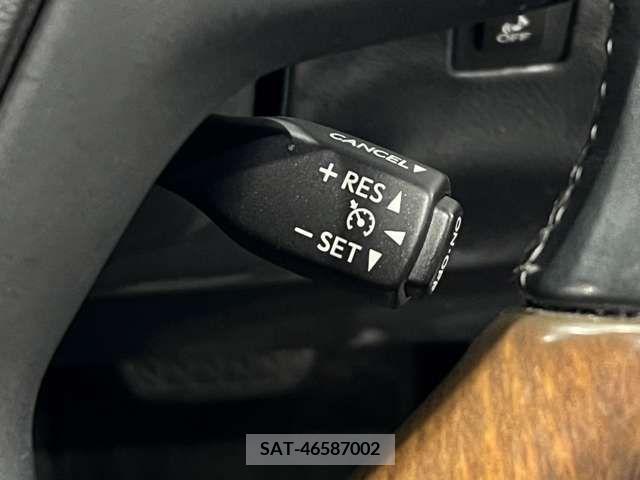 Lexus LS 2013-11 237913-18