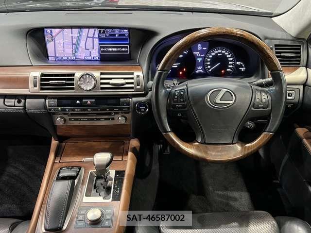 Lexus LS 2013-11 237913-16