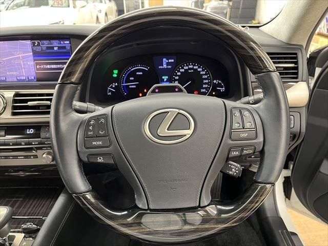 Lexus LS 2012-11 9237-24