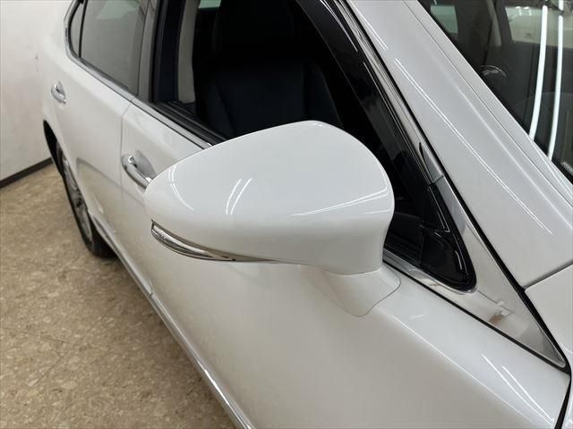 Lexus LS 2012-11 9237-13