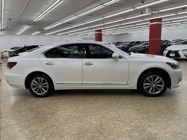 Lexus LS 2012-11 9237-3