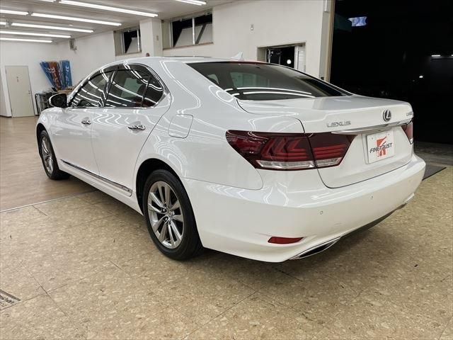 Lexus LS 2012-11 9237-6