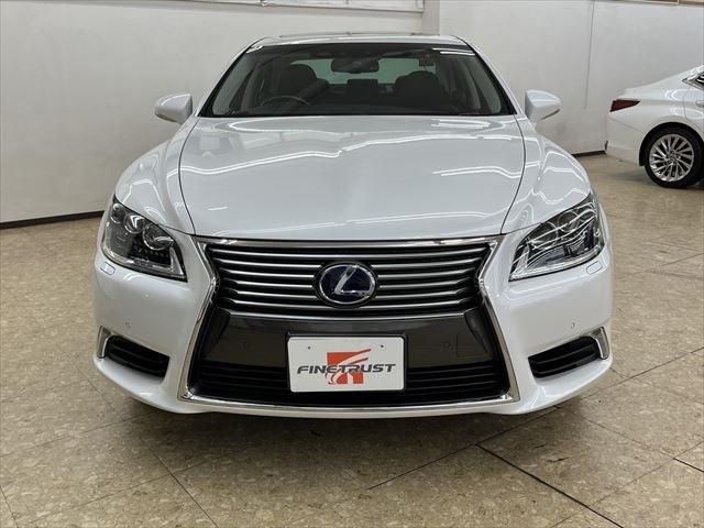 Lexus LS 2012-11 9237-1