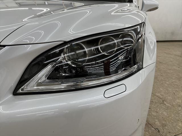 Lexus LS 2012-11 9237-8