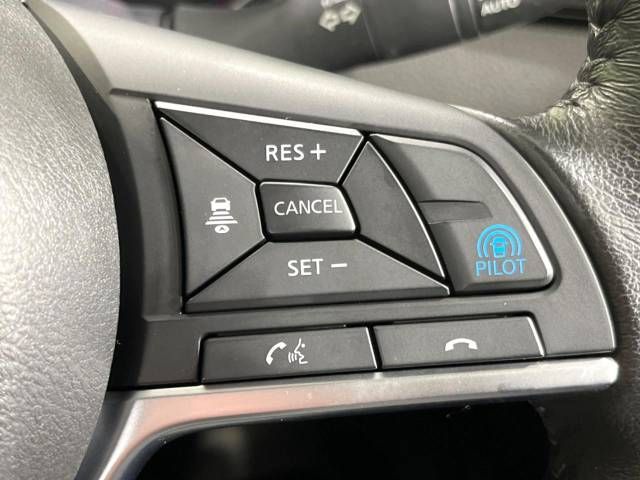 Nissan X-TRAIL 2018-09 17469-7