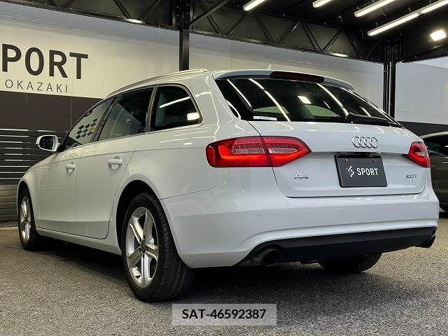 Audi A4 2013-11 261026-15
