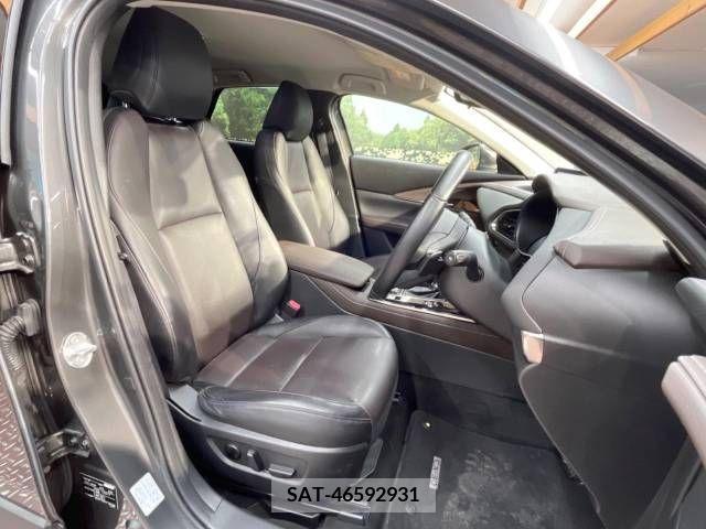 Mazda CX-30 2019-09 374834-8