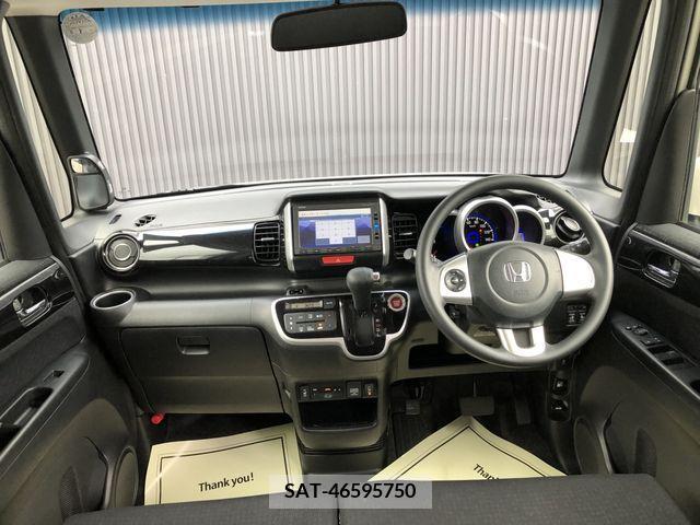 Honda N BOX CUSTOM 2017-08 306730-1