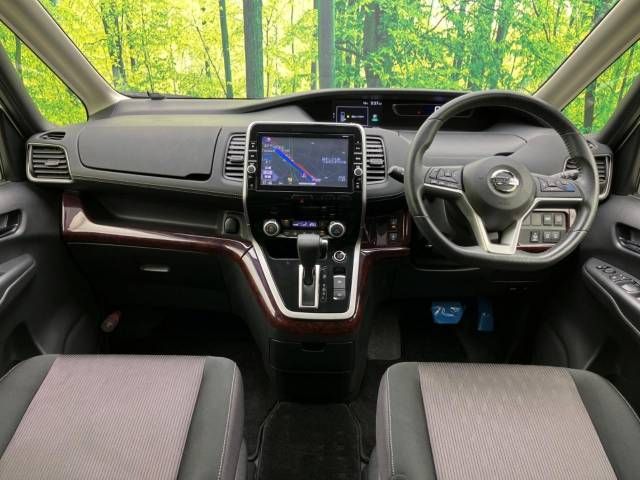 Nissan SERENA 2017-04 188506-1