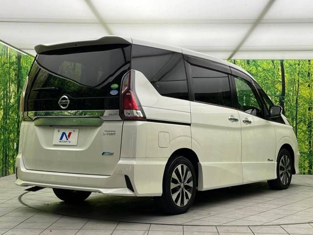 Nissan SERENA 2017-04 188506-18