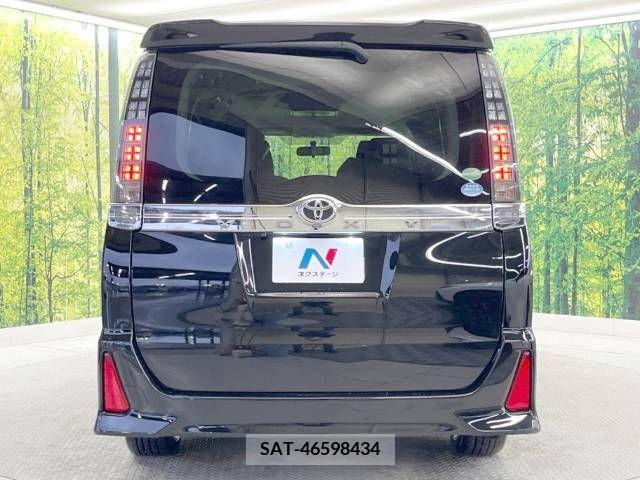 Toyota VOXY 2015-12 218535-16