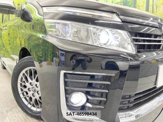 Toyota VOXY 2015-12 218535-13