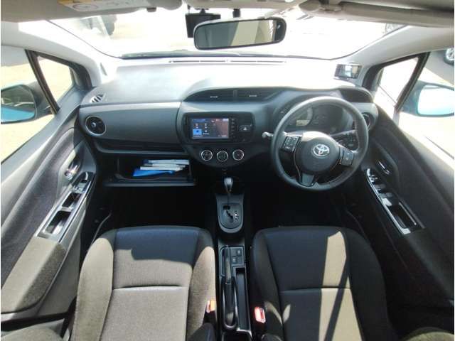 Toyota VITZ 2016-09 10110-3