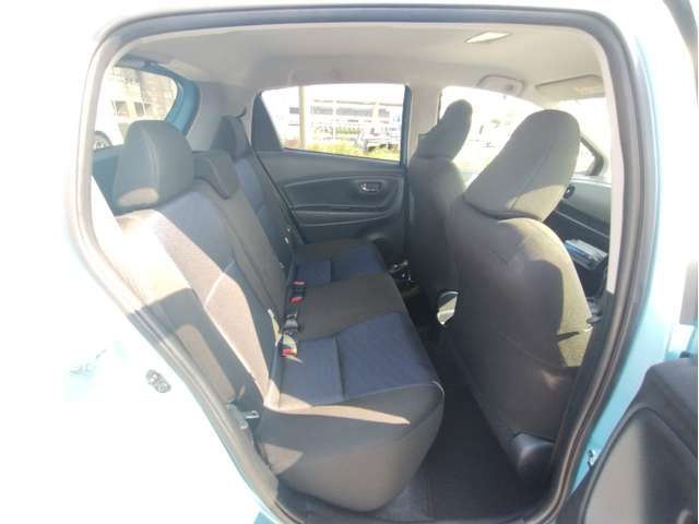 Toyota VITZ 2016-09 10110-10