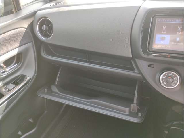 Toyota VITZ 2016-09 10110-16