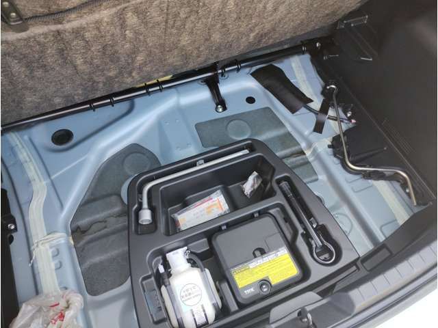 Toyota VITZ 2016-09 10110-15