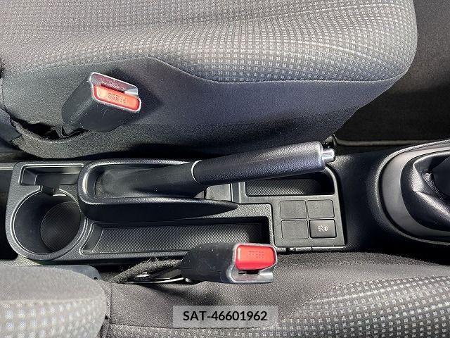 Toyota VITZ 2018-03 313652-15