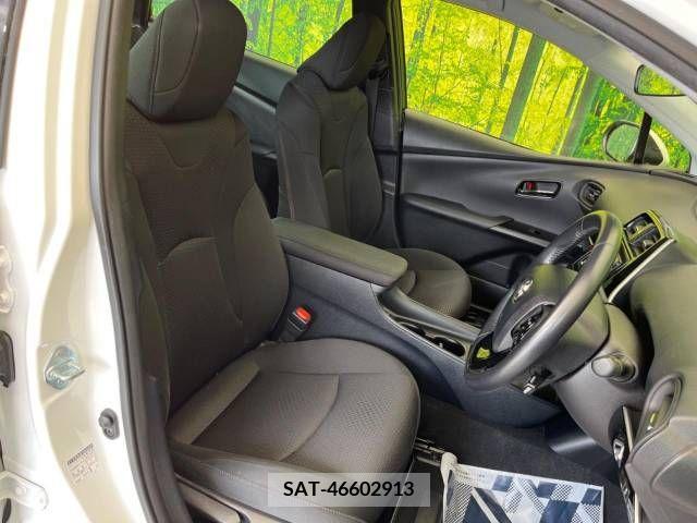 Toyota PRIUS 2019-02 322412-8