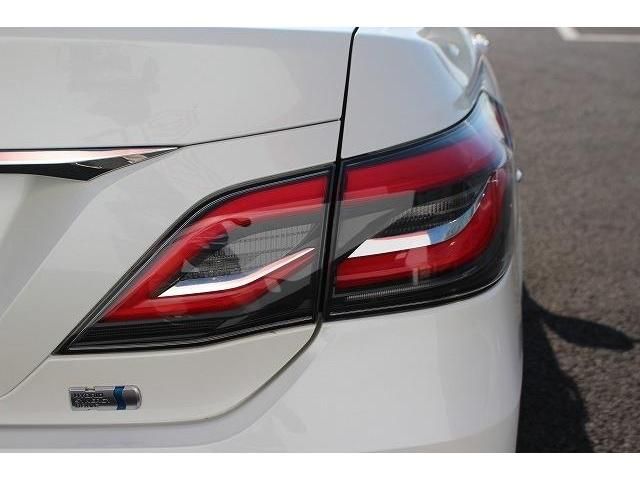 Toyota CROWN SEDAN 2020-03 8435-11