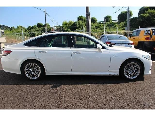 Toyota CROWN SEDAN 2020-03 8435-7