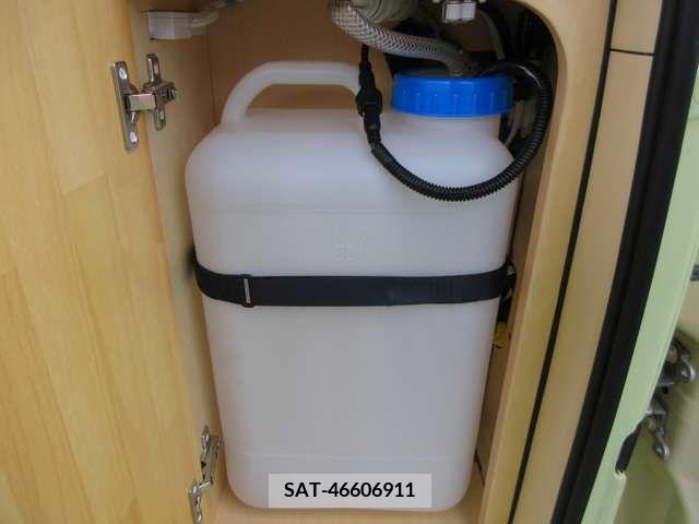 Daihatsu ATRAI WAGON 2014-01 215675-8