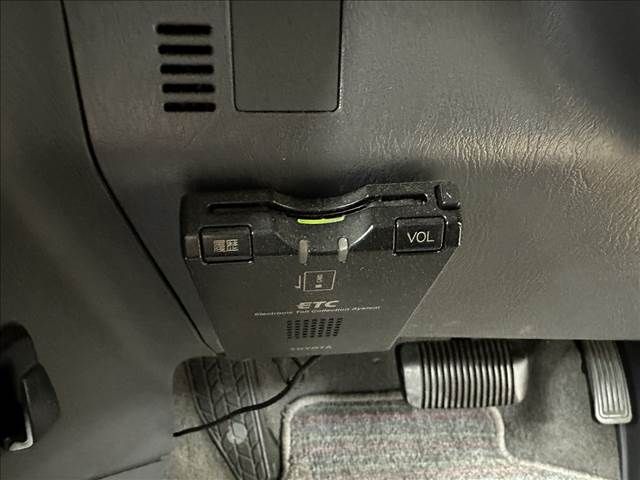 Toyota HILUX SURF 1997-06 185607-7