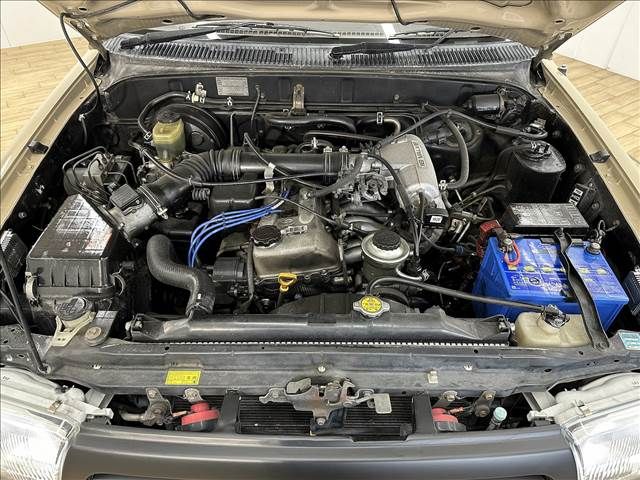 Toyota HILUX SURF 1997-06 185607-17