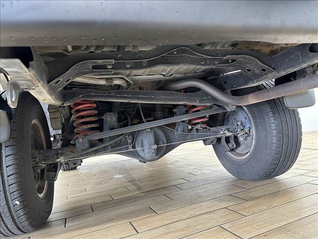 Toyota HILUX SURF 1997-06 185607-9