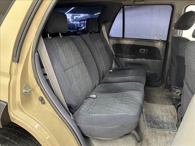 Toyota HILUX SURF 1997-06 185607-12