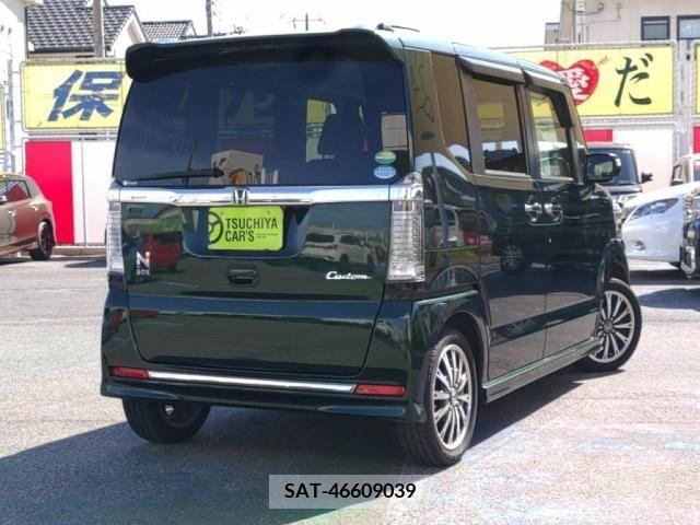 Honda N BOX CUSTOM 2016-02 279358-1