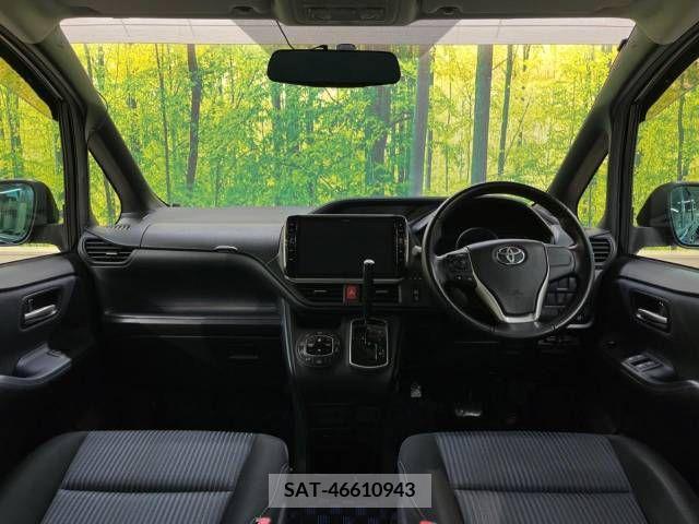 Toyota VOXY 2014-08 288901-1