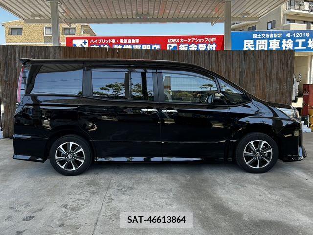 Toyota NOAH 2021-08 279460-5