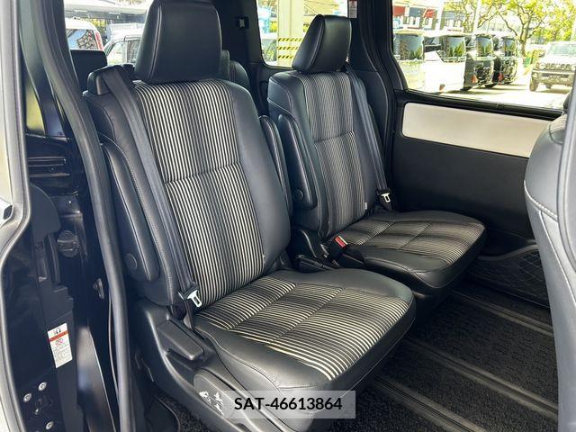 Toyota NOAH 2021-08 279460-12